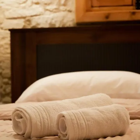 מלון Calais Vouni