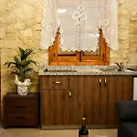 מלון Calais Vouni