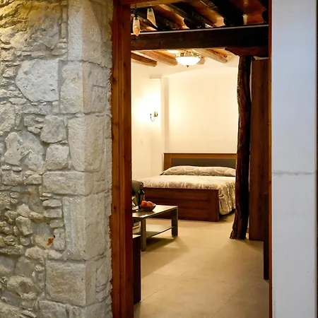 Hotel Calais